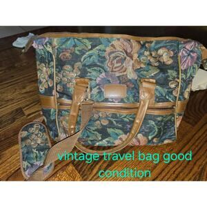 Vintage Verdi Travelware Floral Tapestry Travel Bag